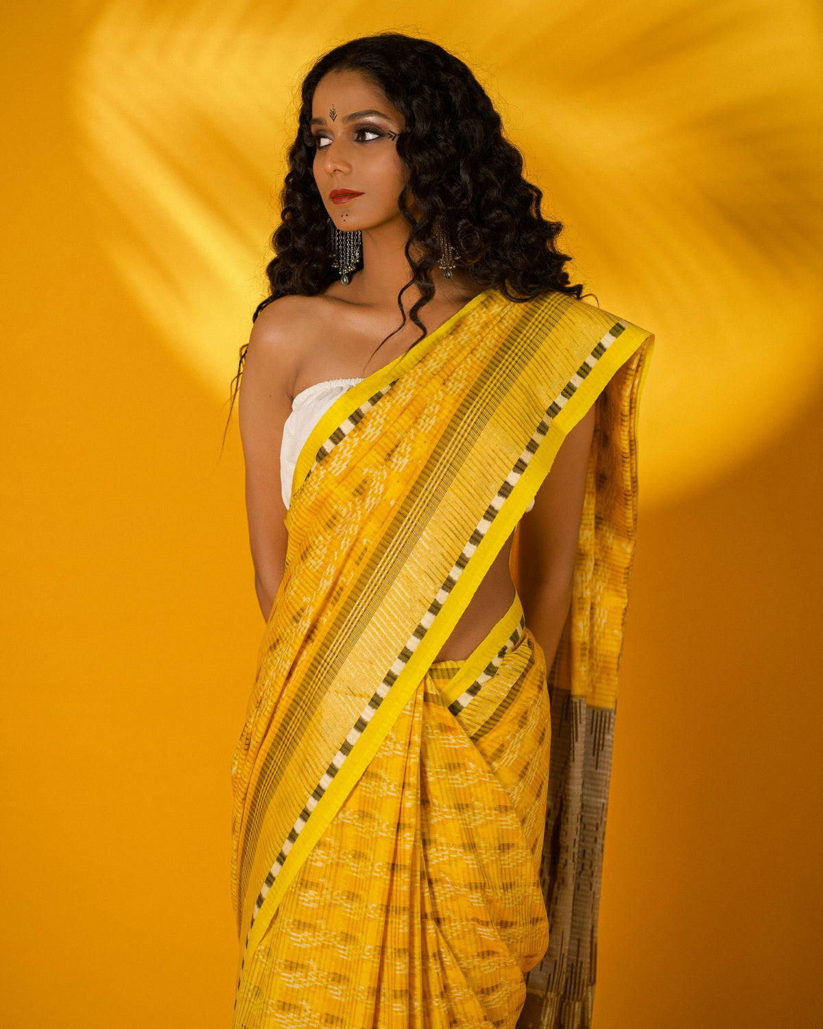 PRIYANSHI Ikat Eri Silk Saree